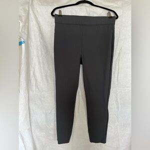 SPANX  Charcoal Grey High-Waisted Leggings Size L front detail back pockets EUC